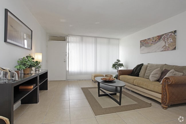 Interior Photo - The Oasis by RAM Apartments