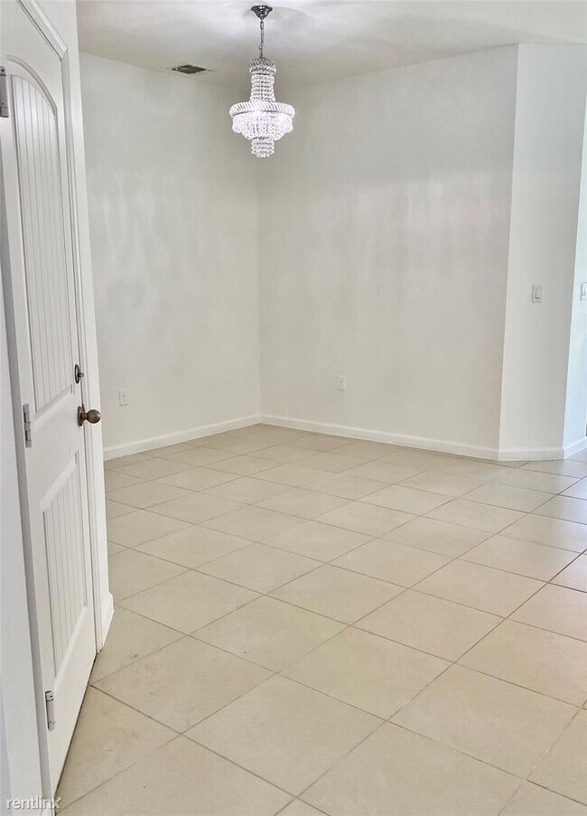 Building Photo - 3 br, 2.5 bath House - 21479 NW 14th Ct
