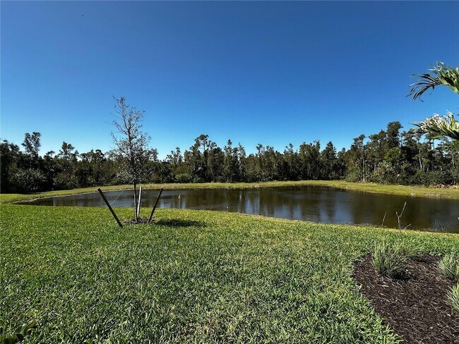 Foto del edificio - 14231 Heritage Landing Blvd