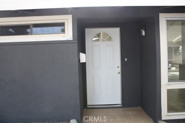 Foto del edificio - 15814 Septo St