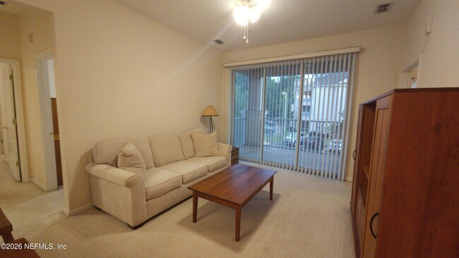 Foto del edificio - 8601 Beach Blvd