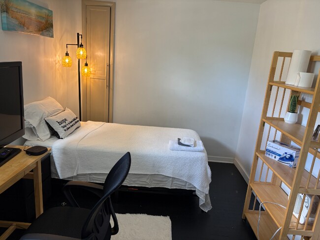 Foto del edificio - 105 Robert Dr