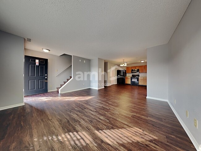 Foto del edificio - 12218 Maize Dr