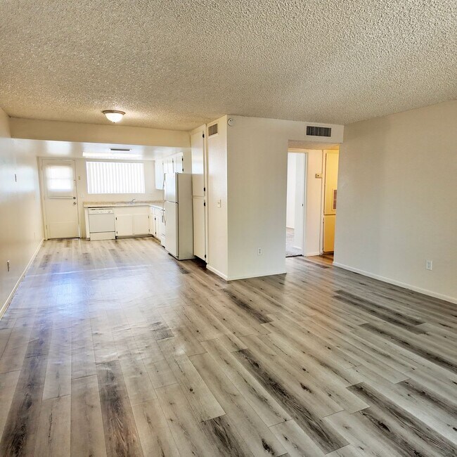 Building Photo - 3363 W Harmont Dr