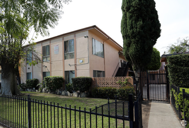 Building Photo - 1426 Minnie St