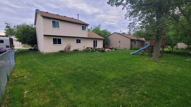 Foto del edificio - 41507 Simcoe Dr