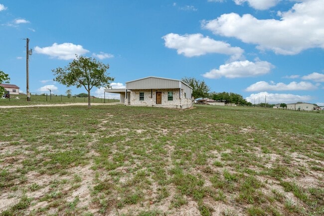 Building Photo - 2-Bedroom Barndominium
