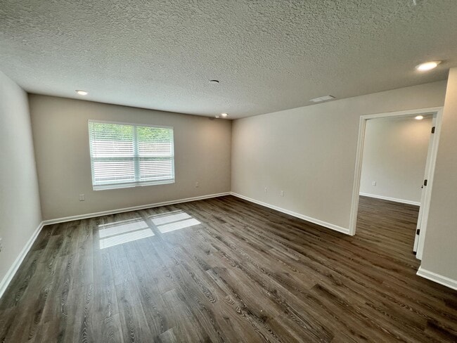 Foto del edificio - 4119 Whitetail Ln