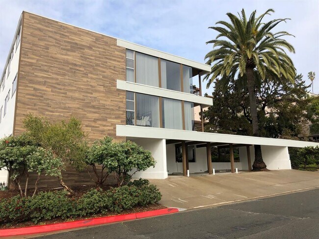 Foto del edificio - 1770 Evergreen St