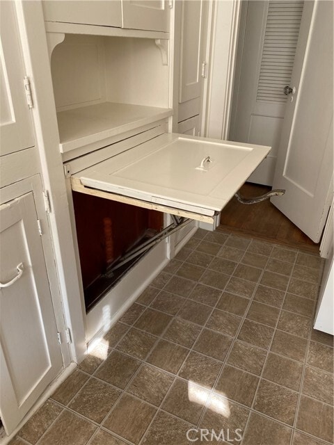 Building Photo - 1219 N Indian Hill Blvd