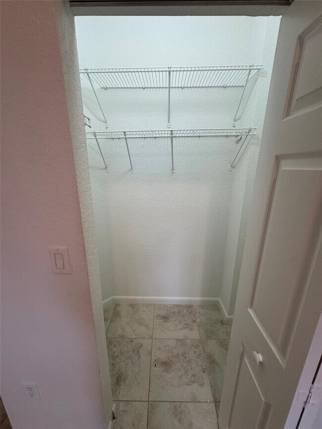 Foto del edificio - $2,525MONTHLY;4903 SW 140TH TER MIRAMAR, FL 33027