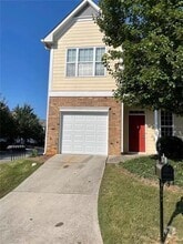 Building Photo - 6634 Splashwater Dr