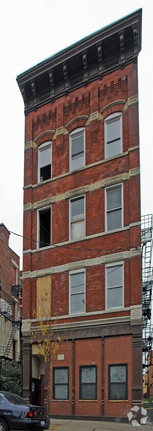 Building Photo - 23 Green St