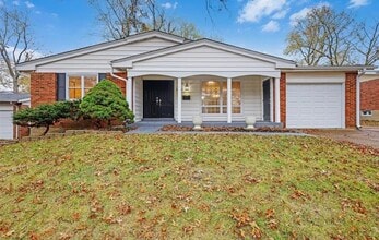 Building Photo - 2480 Derhake Rd