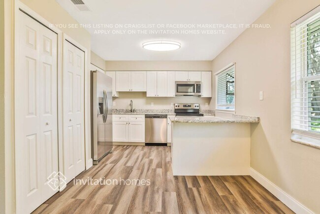 Foto del edificio - 316 E Rose Ln