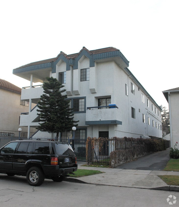 11126 Morrison St, North Hollywood, CA 91601 Apartments in North Hollywood, CA