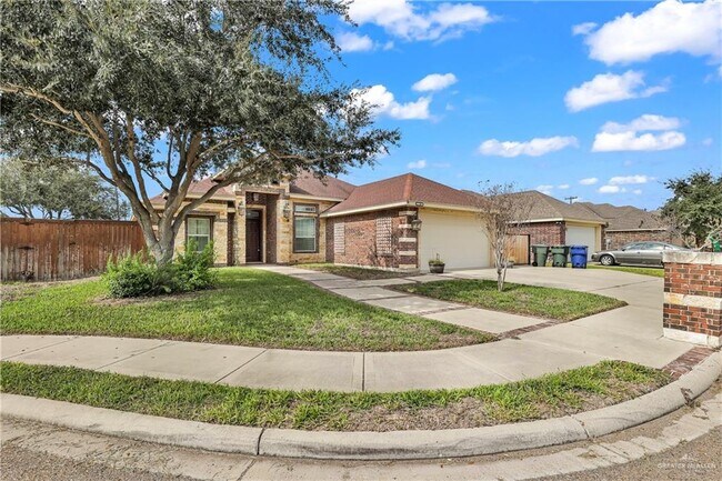 Building Photo - 21 Rio Blanco St