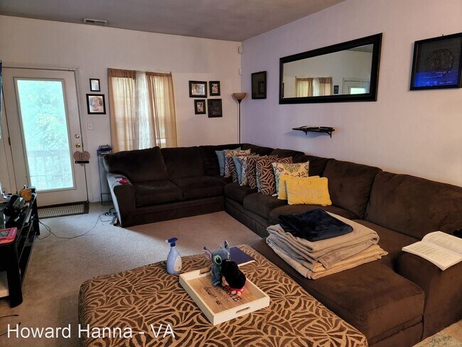 Foto del edificio - 2 br, 2 bath House - 964 George Washington...