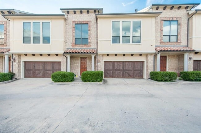 Building Photo - 13900 Noel Rd