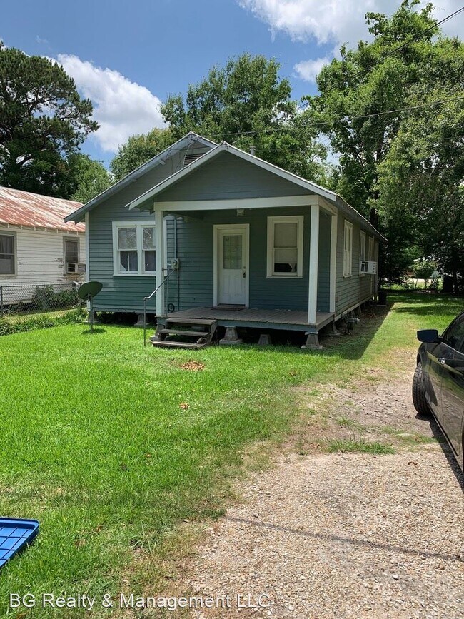 Building Photo - 2 br, 1 bath House - 1021 N Pierce St