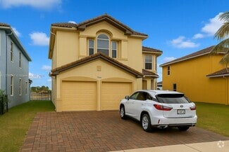 Building Photo - 7946 SW 164th Pl