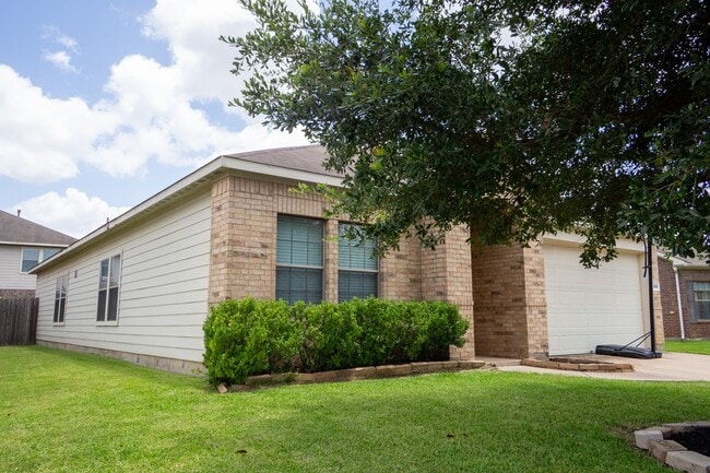 Foto del edificio - 24318 Cornell Park Ln