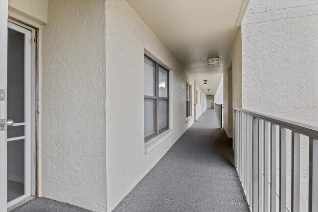 Photo - 900 Cove Cay Dr Townhome