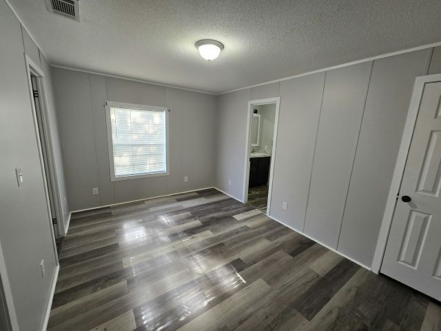 Foto del edificio - 1234 Reynolds Rd