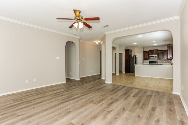 Building Photo - 1124 Kielder Cir