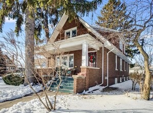 Building Photo - 7210 27th Ave