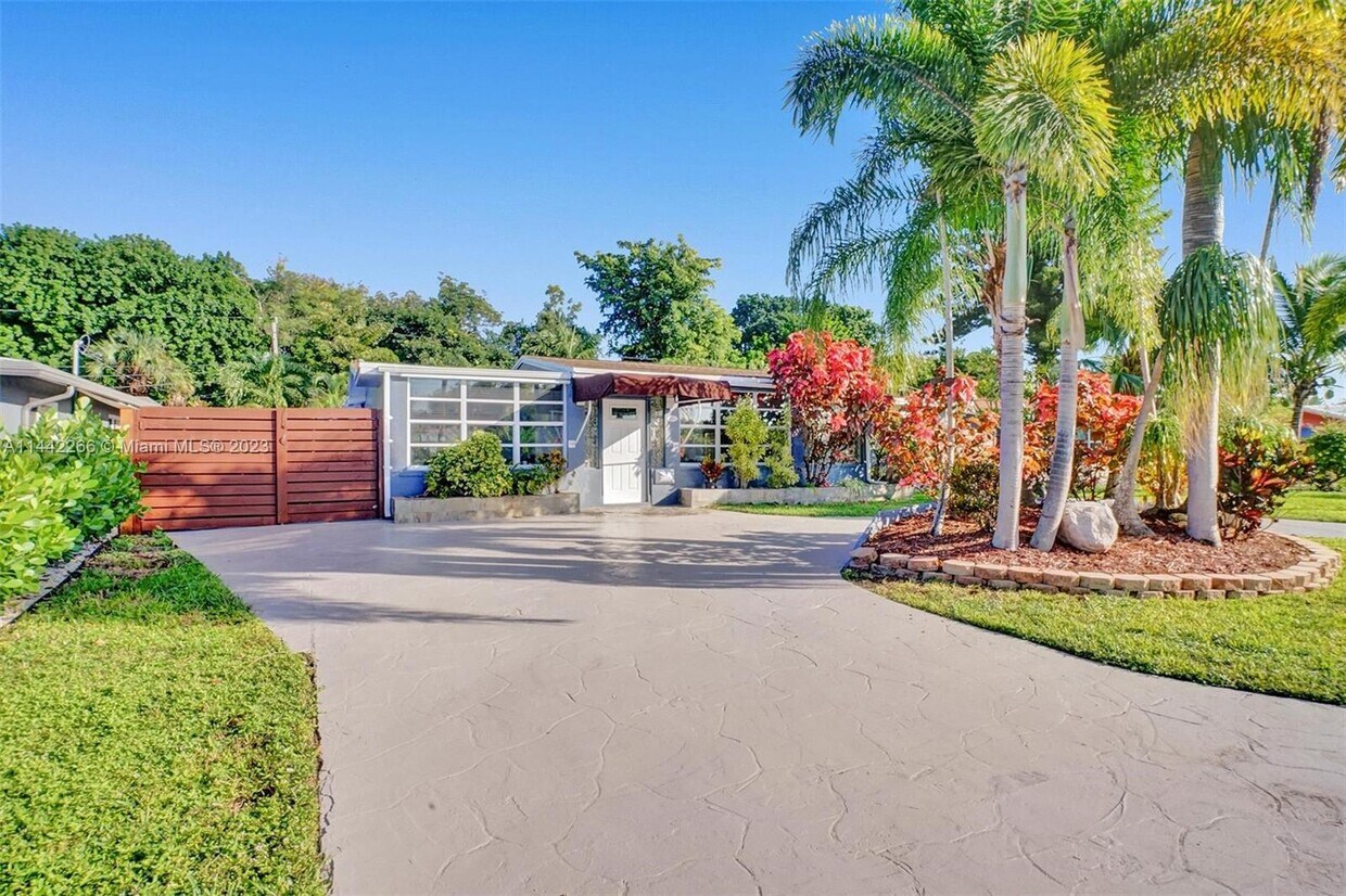 2001 NW 39th Ct, Oakland Park, FL 33309 House Rental in Oakland Park