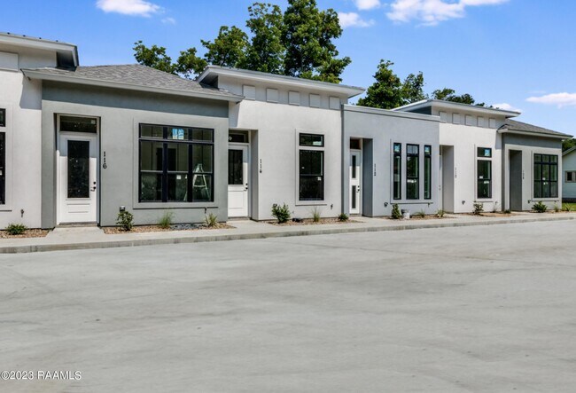 Foto del edificio - 108 S Jefferson St