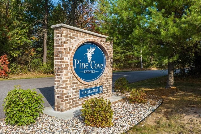 Foto del edificio - Pine Cove Estates