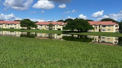 Building Photo - 12400 Vista Isles Dr