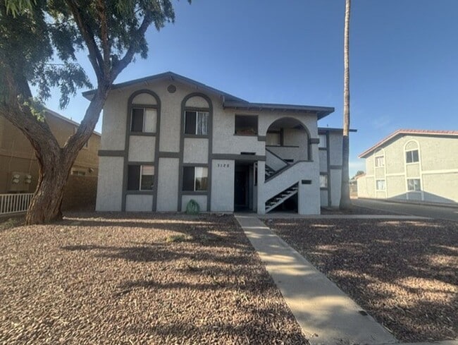 Building Photo - 3128 E Cicero St