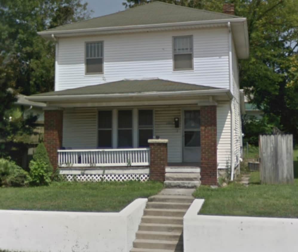 Primary Photo - Charming 4 BD/2 BA home in quiet neighborh...