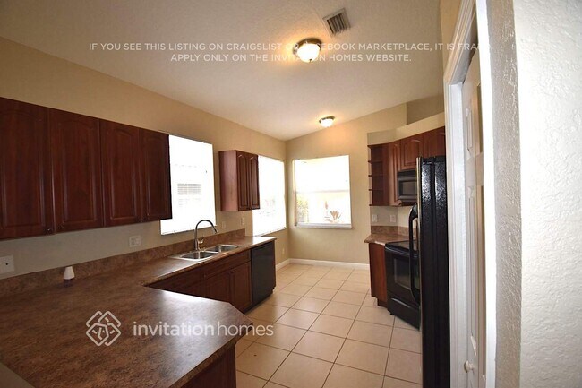 Foto del edificio - 5221 SW 141st Ave