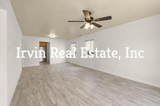 Foto del edificio - A Nice 4 Bedroom 1 Bath home