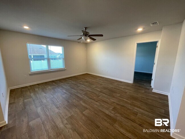 Foto del edificio - 10817 Northern Dancer Ct