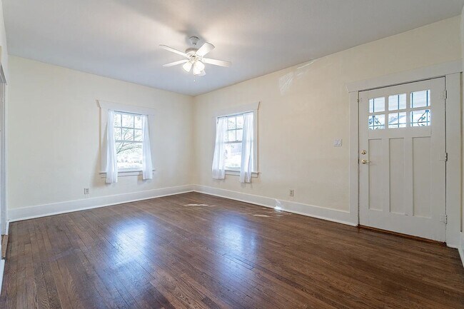 Foto del edificio - 3 Bed 2 bath home PERFECT for U of A Students, Faculty and Staff!