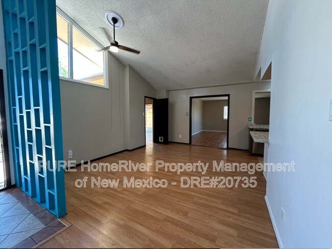 Foto del edificio - 3509 N Dustin Ave