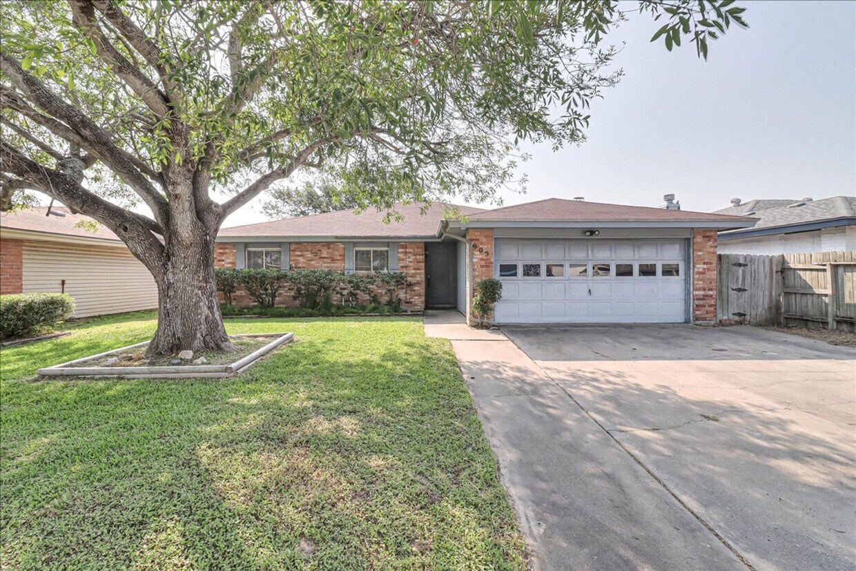 Primary Photo - 905 Red Poll - 3/bedroom 2/bathroom - $1,8...