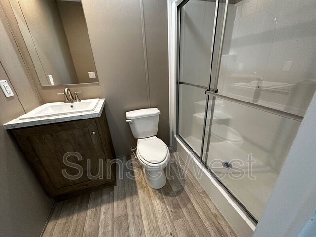Foto del edificio - 4609 Rainbow Ln
