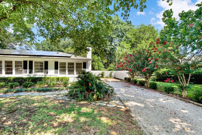 Photo - 1154 Winborn Drive House