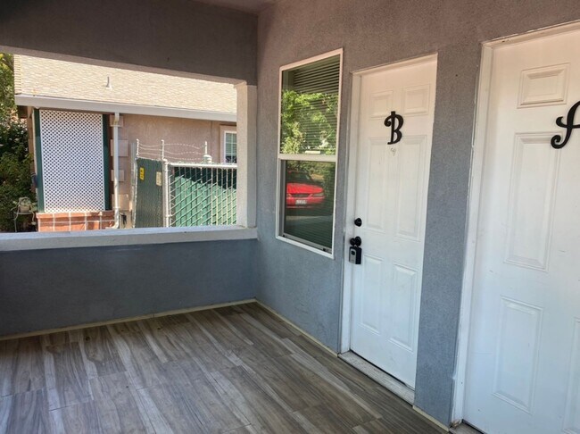 Building Photo - Burney Street Triplex