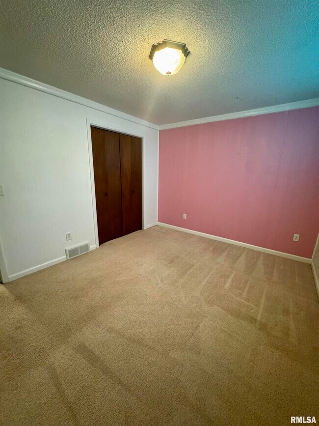 Foto del edificio - 4624 N Main St