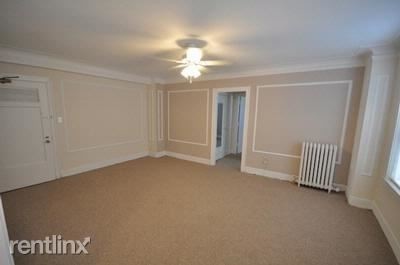 Foto del edificio - 2756 N Pine Grove Ave
