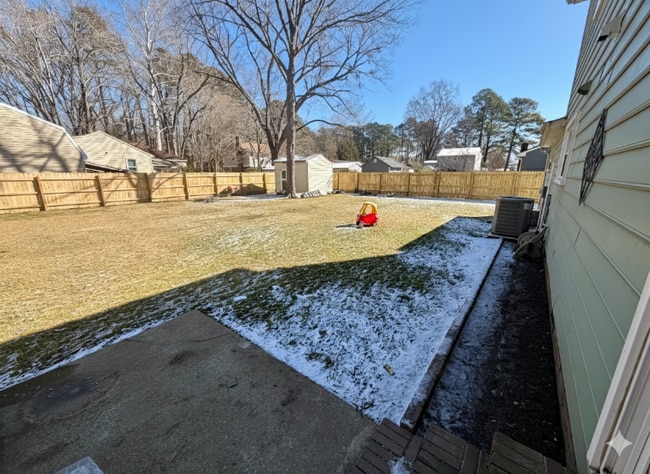 Foto del edificio - 1240 Patrick Ln