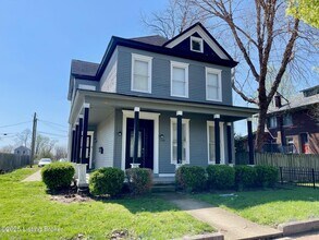 Building Photo - 1308 E Main St