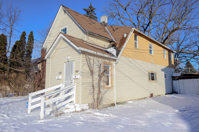 Foto del edificio - 1624 Sheridan Ave